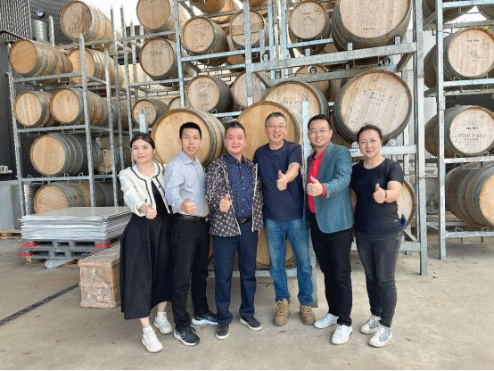 云仓酒庄走访多个澳洲葡萄酒企业学习酒业经验